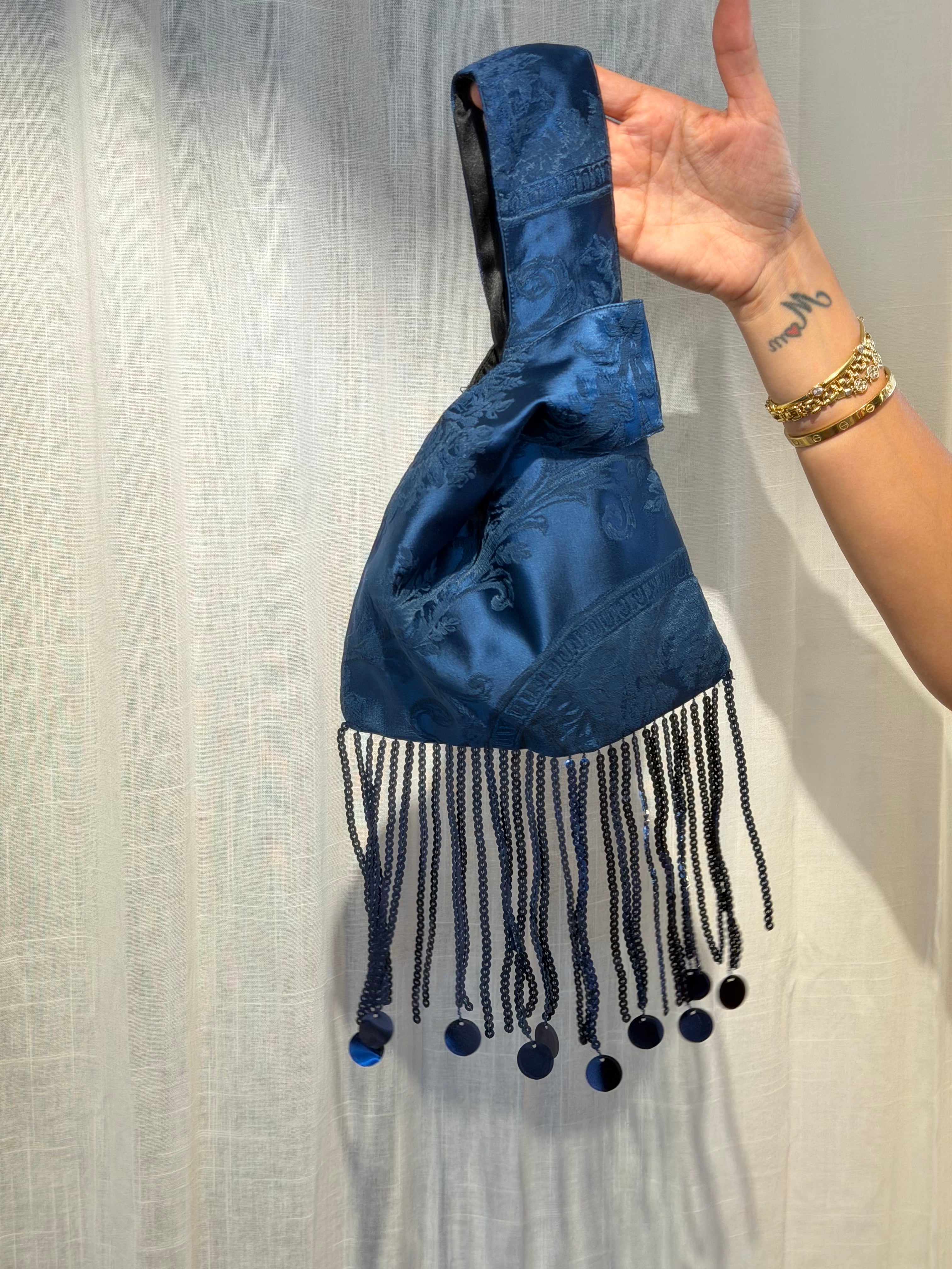 The sac - deep blue