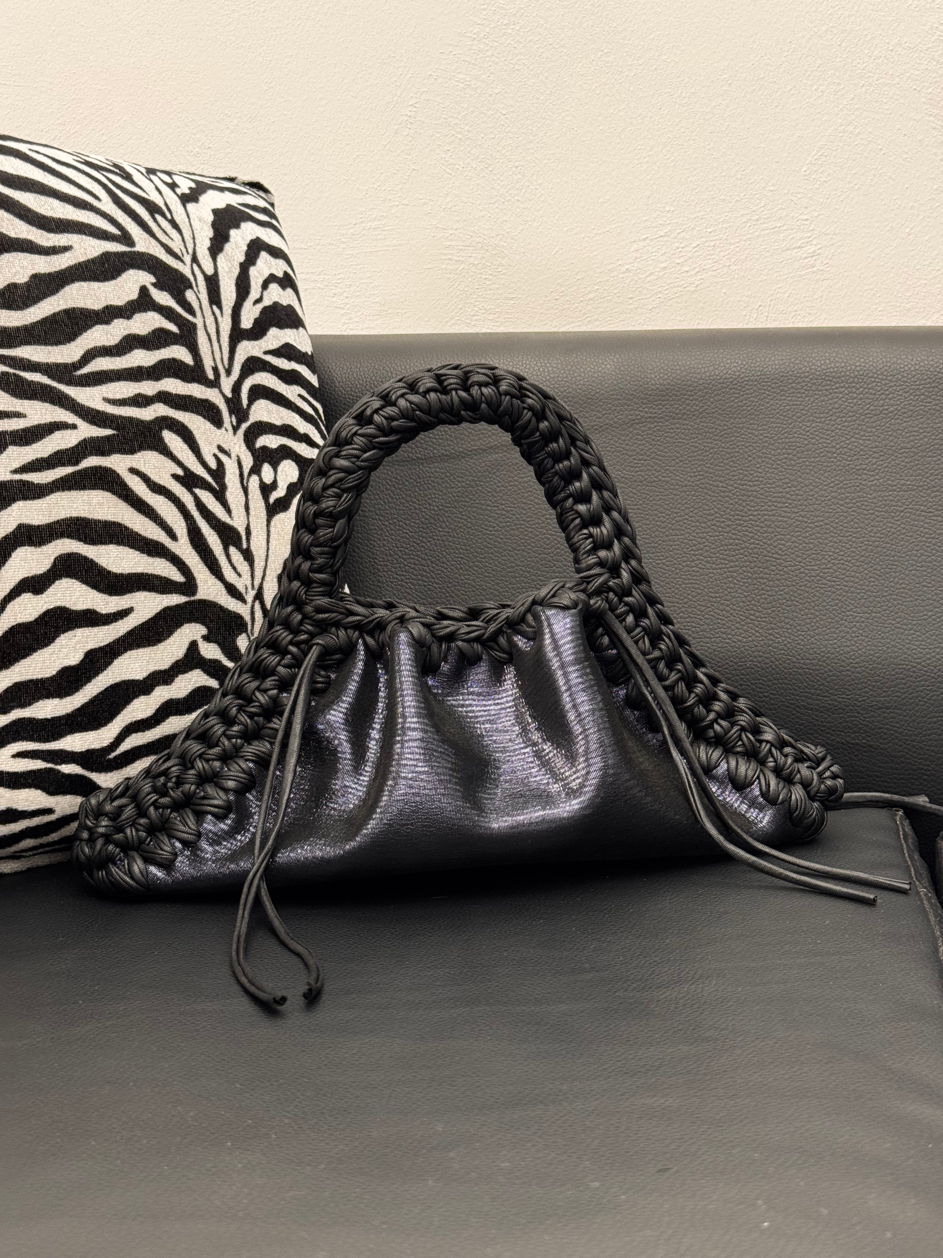 CLAIRE BLACK MINI